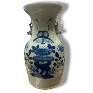 vaso in porcellana cinese bianco e blu